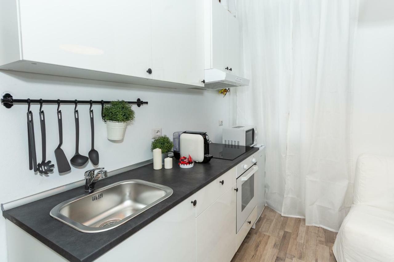 Apartment Mamiani 6 Мілан Екстер'єр фото